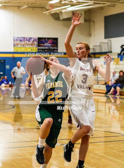 Thumbnail 3 in Paradise vs. West Valley photogallery.