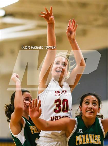 Thumbnail 3 in Paradise vs. West Valley photogallery.
