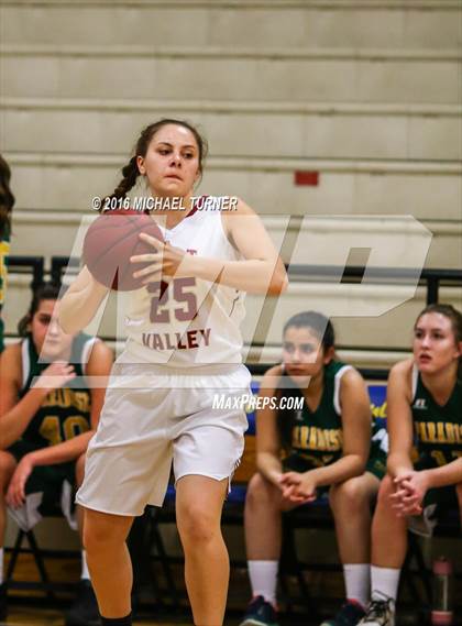 Thumbnail 2 in Paradise vs. West Valley photogallery.