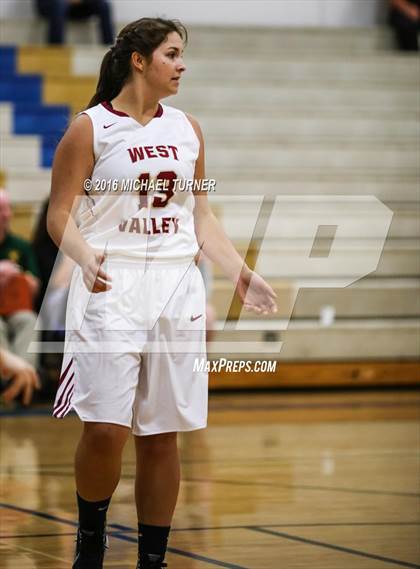 Thumbnail 1 in Paradise vs. West Valley photogallery.