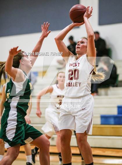 Thumbnail 1 in Paradise vs. West Valley photogallery.