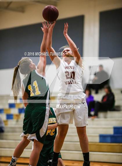 Thumbnail 3 in Paradise vs. West Valley photogallery.