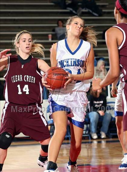 Thumbnail 3 in Clear Creek vs. Dickinson (McDonald's Texas Invitational) photogallery.