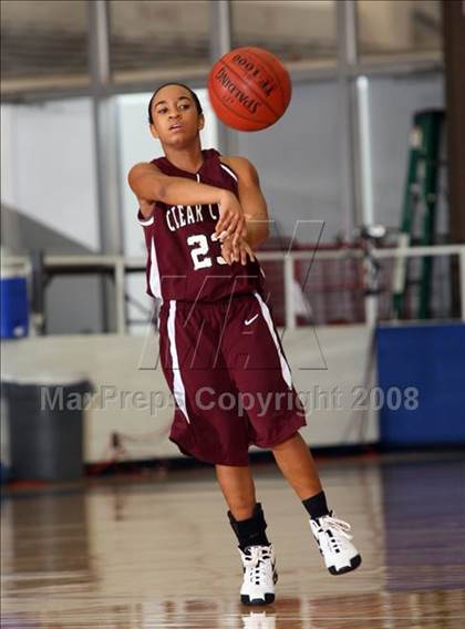 Thumbnail 1 in Clear Creek vs. Dickinson (McDonald's Texas Invitational) photogallery.