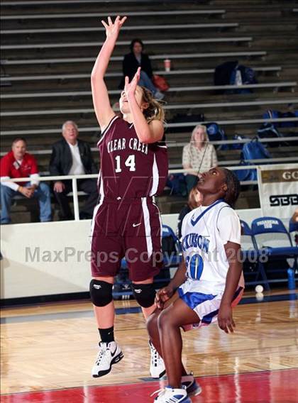 Thumbnail 2 in Clear Creek vs. Dickinson (McDonald's Texas Invitational) photogallery.