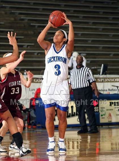 Thumbnail 3 in Clear Creek vs. Dickinson (McDonald's Texas Invitational) photogallery.
