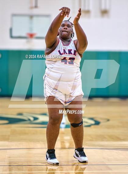 Thumbnail 2 in Clear Lake vs. Pasadena (McDonald's Texas Invitational) photogallery.