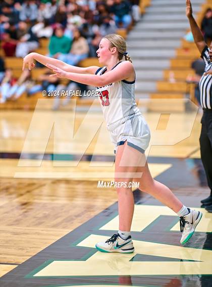 Thumbnail 2 in Clear Lake vs. Pasadena (McDonald's Texas Invitational) photogallery.