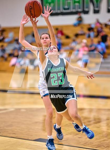 Thumbnail 1 in Clear Lake vs. Pasadena (McDonald's Texas Invitational) photogallery.