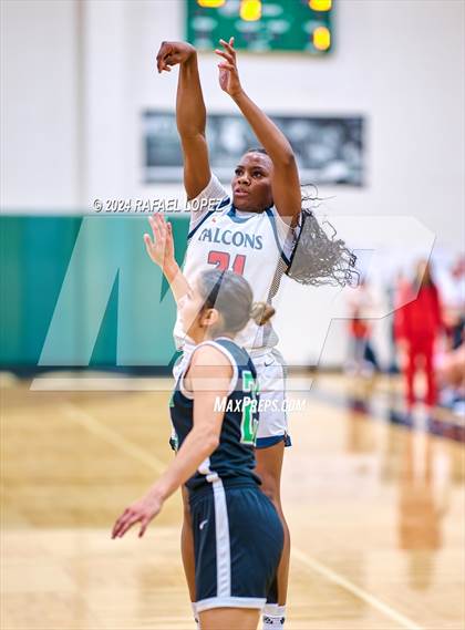 Thumbnail 3 in Clear Lake vs. Pasadena (McDonald's Texas Invitational) photogallery.