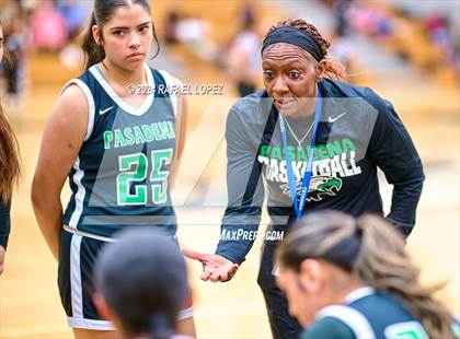 Thumbnail 3 in Clear Lake vs. Pasadena (McDonald's Texas Invitational) photogallery.