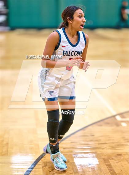 Thumbnail 3 in Clear Lake vs. Pasadena (McDonald's Texas Invitational) photogallery.
