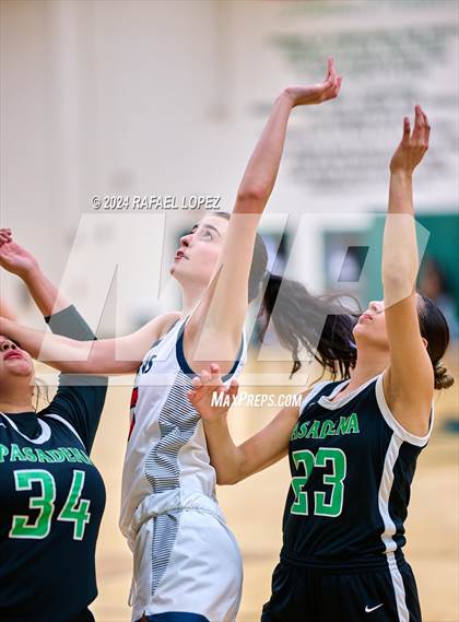 Thumbnail 2 in Clear Lake vs. Pasadena (McDonald's Texas Invitational) photogallery.