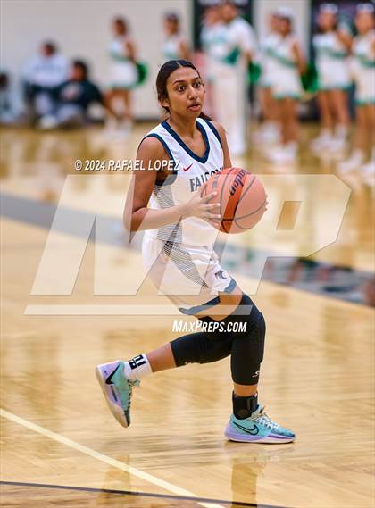 Thumbnail 2 in Clear Lake vs. Pasadena (McDonald's Texas Invitational) photogallery.