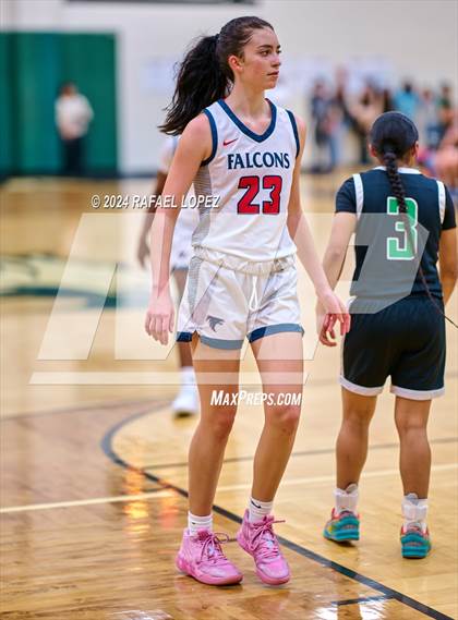 Thumbnail 1 in Clear Lake vs. Pasadena (McDonald's Texas Invitational) photogallery.