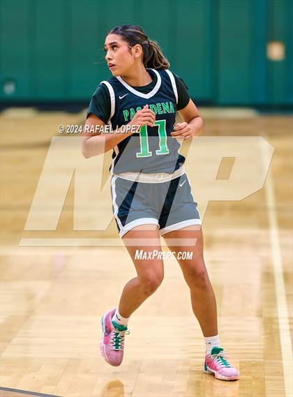 Thumbnail 2 in Clear Lake vs. Pasadena (McDonald's Texas Invitational) photogallery.