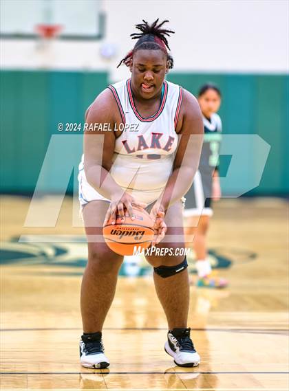 Thumbnail 1 in Clear Lake vs. Pasadena (McDonald's Texas Invitational) photogallery.