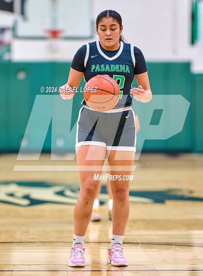Thumbnail 3 in Clear Lake vs. Pasadena (McDonald's Texas Invitational) photogallery.