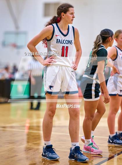 Thumbnail 3 in Clear Lake vs. Pasadena (McDonald's Texas Invitational) photogallery.