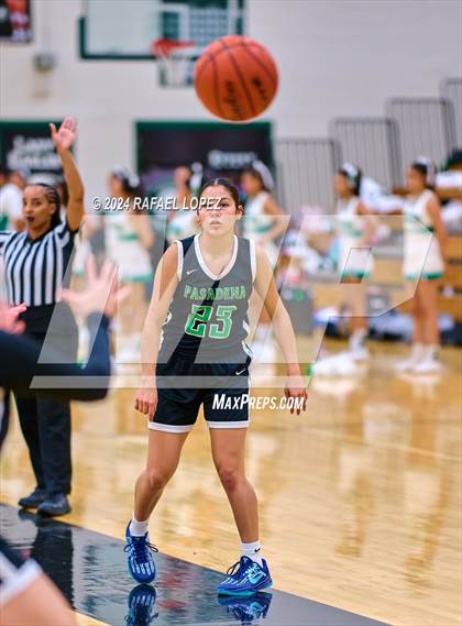 Thumbnail 1 in Clear Lake vs. Pasadena (McDonald's Texas Invitational) photogallery.