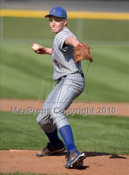 Thumbnail 1 in Elba/Byron-Bergen @ Attica photogallery.