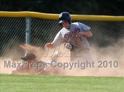 Thumbnail 3 in Elba/Byron-Bergen @ Attica photogallery.