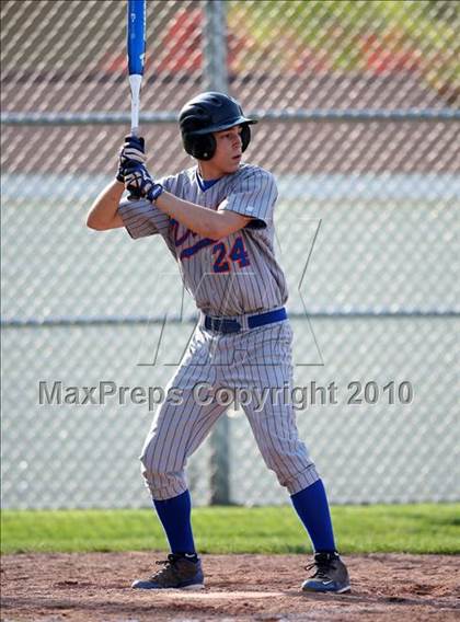 Thumbnail 1 in Elba/Byron-Bergen @ Attica photogallery.