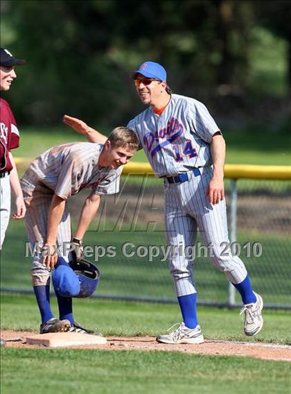 Thumbnail 3 in Elba/Byron-Bergen @ Attica photogallery.