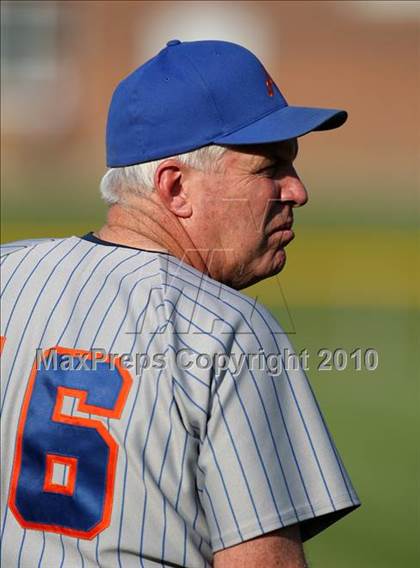 Thumbnail 2 in Elba/Byron-Bergen @ Attica photogallery.