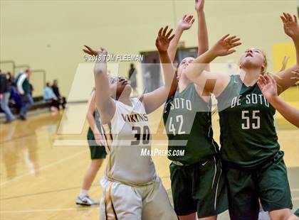 Thumbnail 2 in De Soto @ West photogallery.