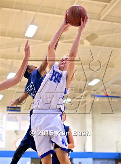 Thumbnail 3 in Camarillo @ Agoura photogallery.