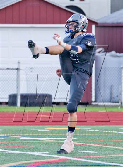 Thumbnail 3 in Rye Neck vs. Burke Catholic (NYSPHSAA Class C Quarterfinal) photogallery.