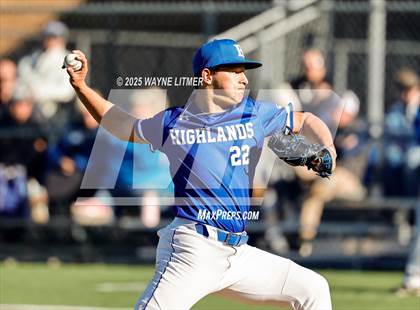 Thumbnail 3 in Highlands @ Covington Catholic photogallery.