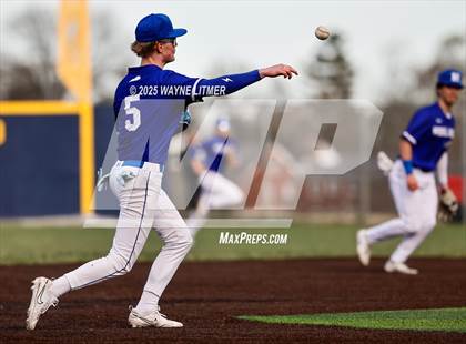 Thumbnail 1 in Highlands @ Covington Catholic photogallery.