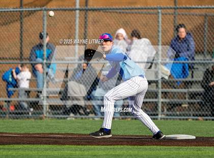 Thumbnail 1 in Highlands @ Covington Catholic photogallery.