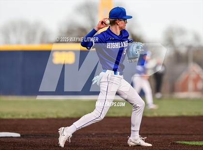 Thumbnail 2 in Highlands @ Covington Catholic photogallery.