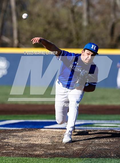 Thumbnail 3 in Highlands @ Covington Catholic photogallery.