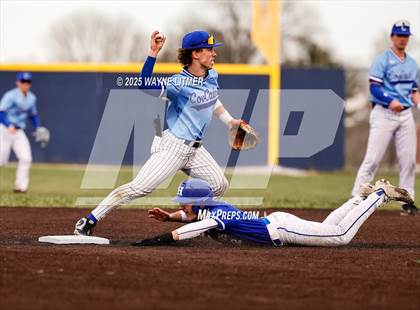 Thumbnail 1 in Highlands @ Covington Catholic photogallery.