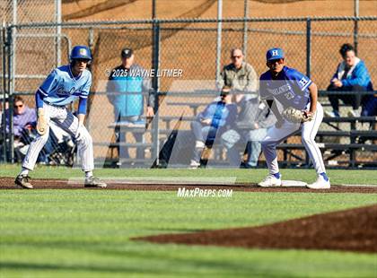 Thumbnail 3 in Highlands @ Covington Catholic photogallery.