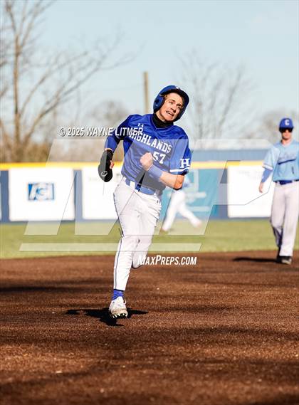 Thumbnail 2 in Highlands @ Covington Catholic photogallery.