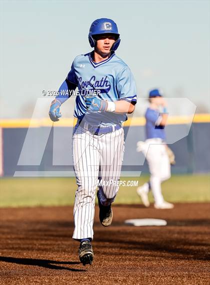 Thumbnail 1 in Highlands @ Covington Catholic photogallery.