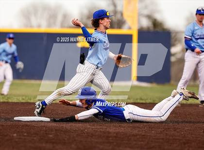 Thumbnail 3 in Highlands @ Covington Catholic photogallery.