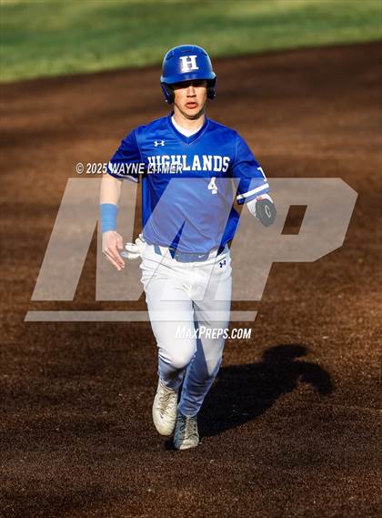 Thumbnail 3 in Highlands @ Covington Catholic photogallery.