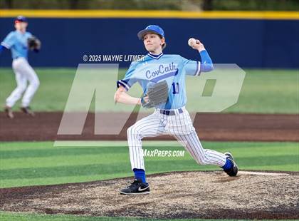 Thumbnail 1 in Highlands @ Covington Catholic photogallery.
