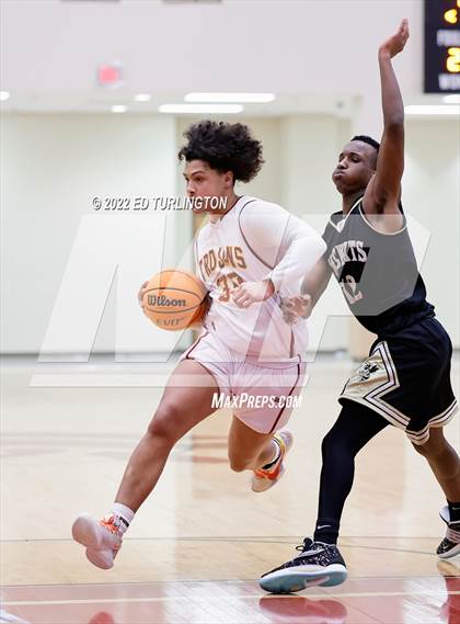 Thumbnail 2 in Sprayberry @ Lassiter photogallery.