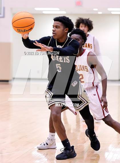 Thumbnail 2 in Sprayberry @ Lassiter photogallery.
