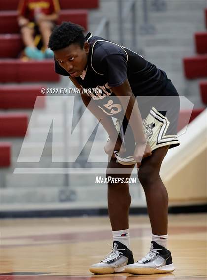 Thumbnail 2 in Sprayberry @ Lassiter photogallery.