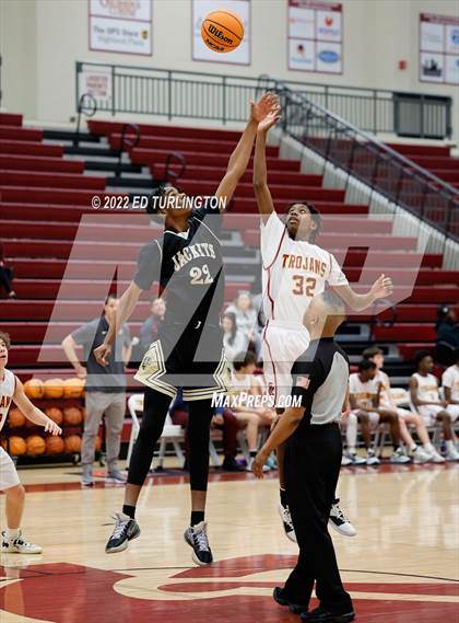 Thumbnail 1 in Sprayberry @ Lassiter photogallery.