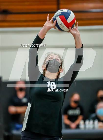 Thumbnail 2 in Los Gatos @ Archbishop Mitty photogallery.