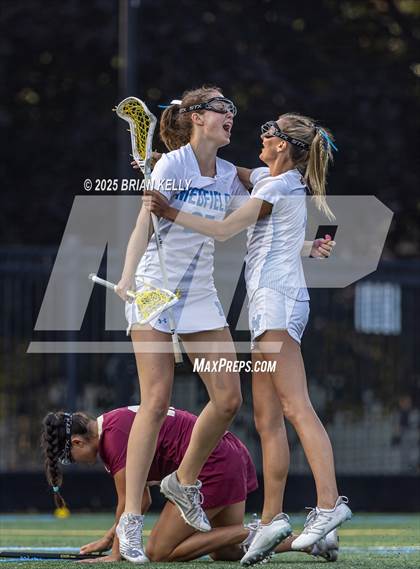Thumbnail 1 in Medfield vs Newburyport (MIAA Division 3 Final) photogallery.